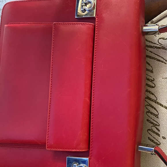Vintage Salvatore Ferragamo red Italian leather handbag - Picture 15 of 16